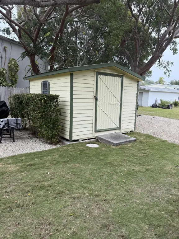 Picture 30
