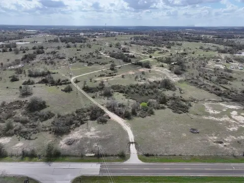 Unrestricted Acreage Next to Park