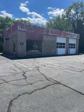 Lynchburg Garage on Lakeside Drive