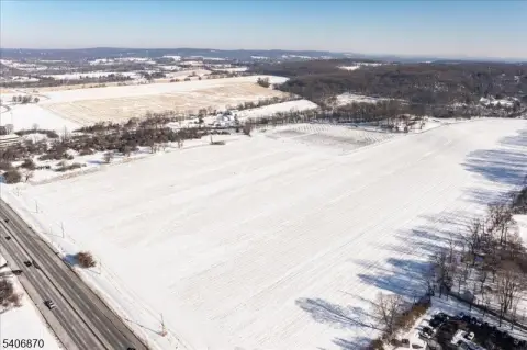 40-Acre Land Tract in Clinton