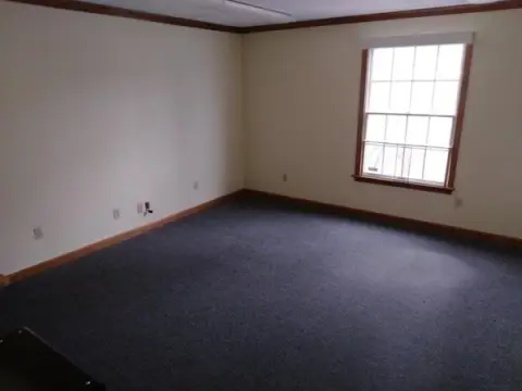 Sturbridge Commercial Building For Sale