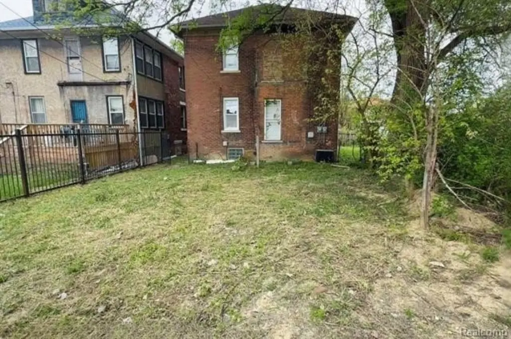 Picture 19