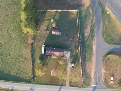 Un-Zoned Commercial Land Site