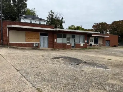 Spacious Warehouse in Lynchburg, VA