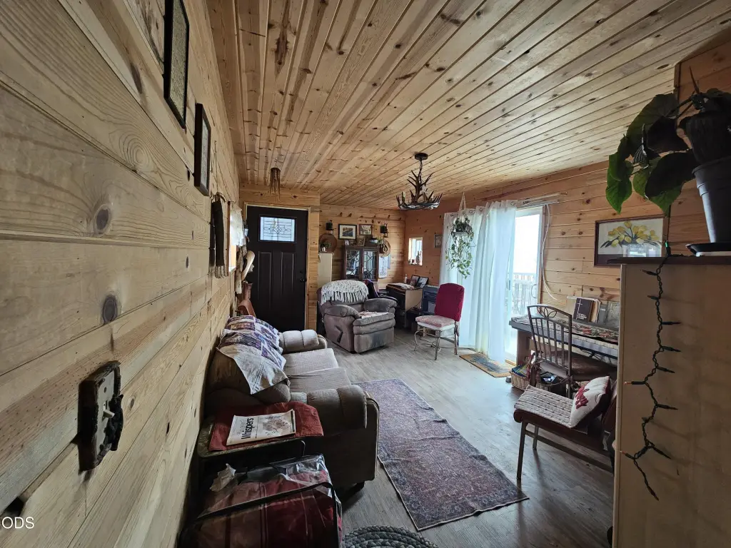 Picture 9