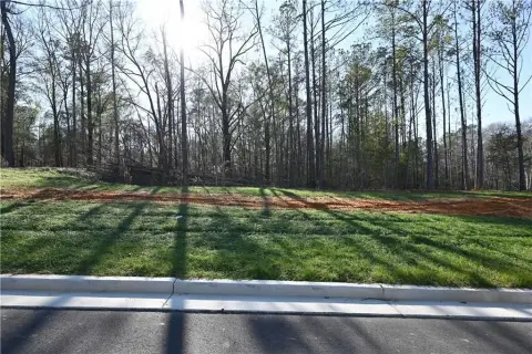 Expansive Homesite in Auburn, Alabama