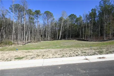 Expansive Homesites in Auburn, AL