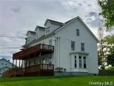 Quadplexes