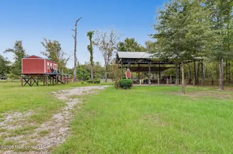 Recreation Land with RV Hookup
