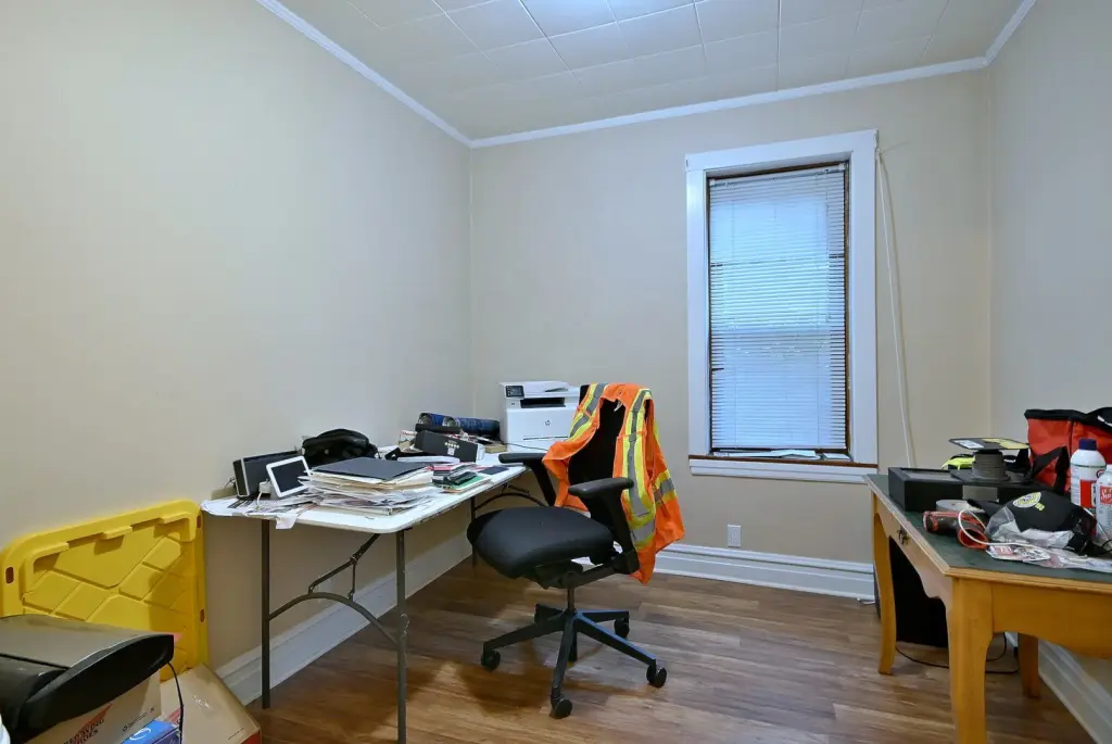 Picture 8