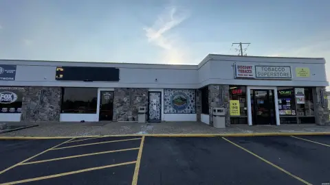High-Traffic Retail Space Available