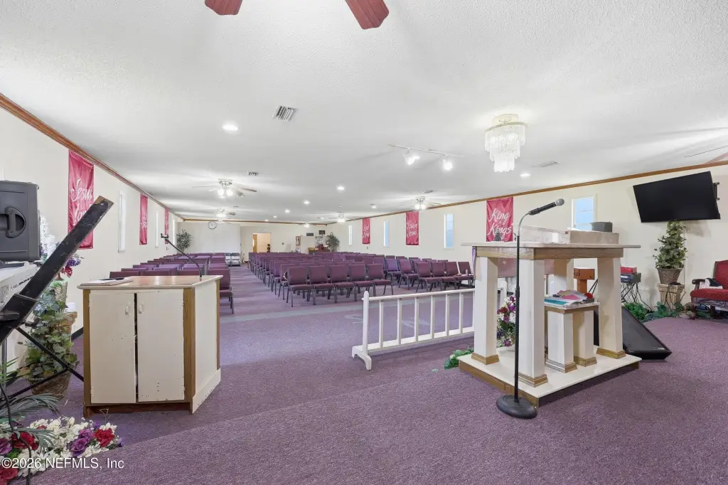 Picture 19