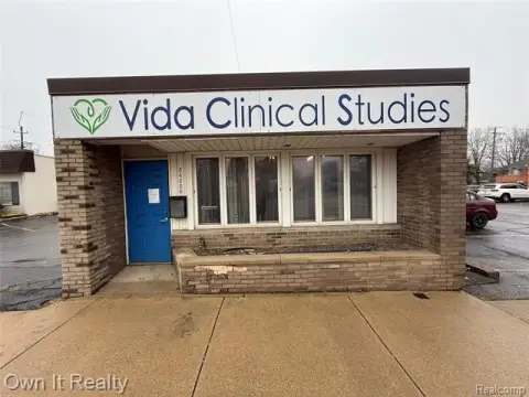 Dearborn Heights Commercial Building For Rent