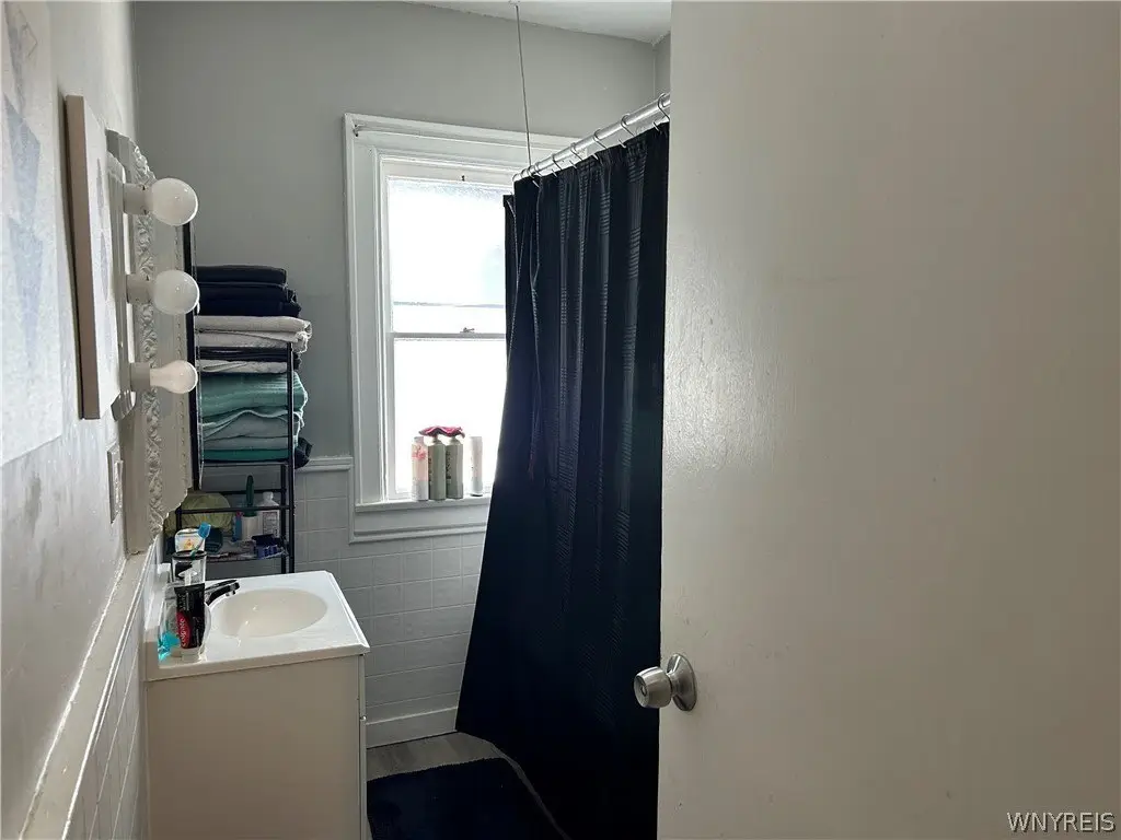 Picture 7
