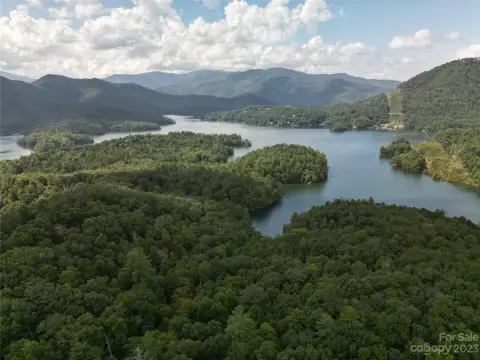 Lakefront Community Buildable Lots