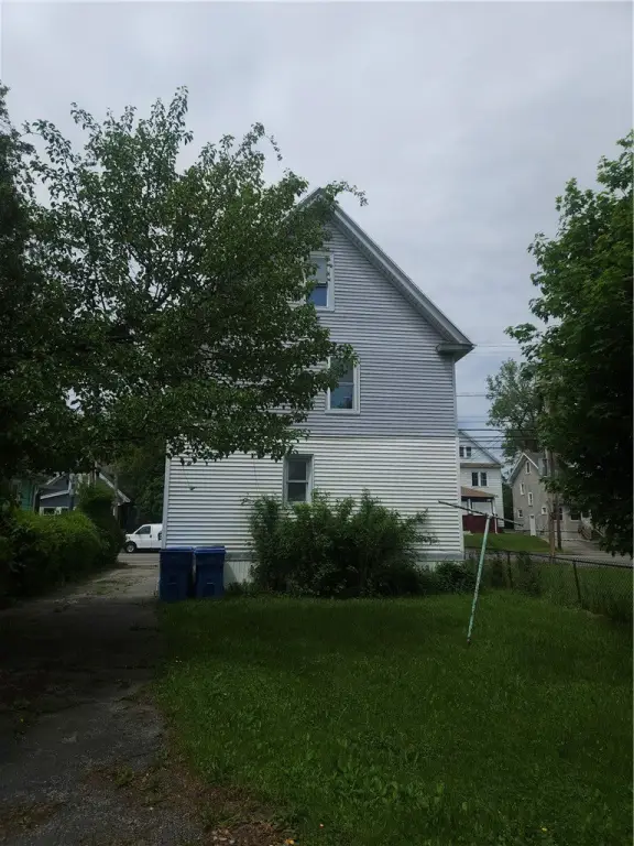 Picture 3