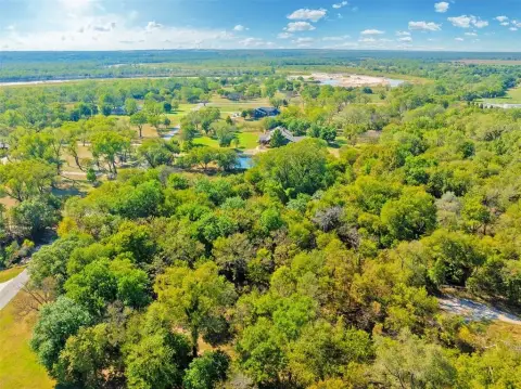 Spacious Norman Acreage for Custom Home