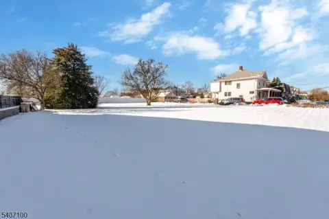 Somerville Vacant Lot Opportunity