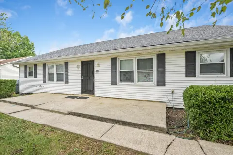 10-Bedroom Duplex with Walkout Basements