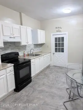 Seven-Bedroom Duplex