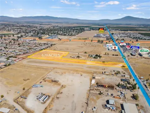 Prime Taft Highway Industrial Land