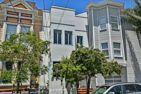 Vacant Duplex in Mission Location
