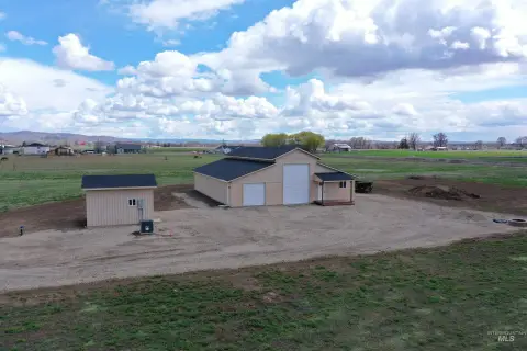 Farmland with Outbuilding and Water