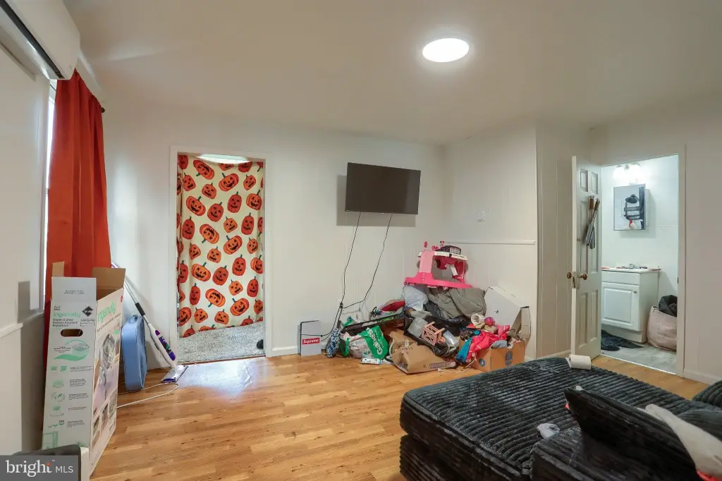 Picture 10