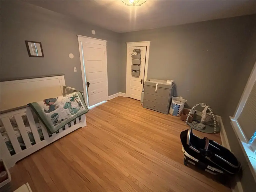 Picture 12