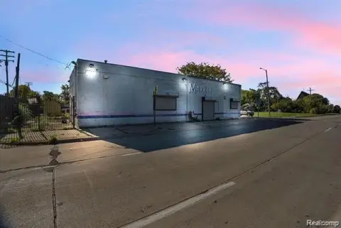 Corktown Commercial Property For Rent