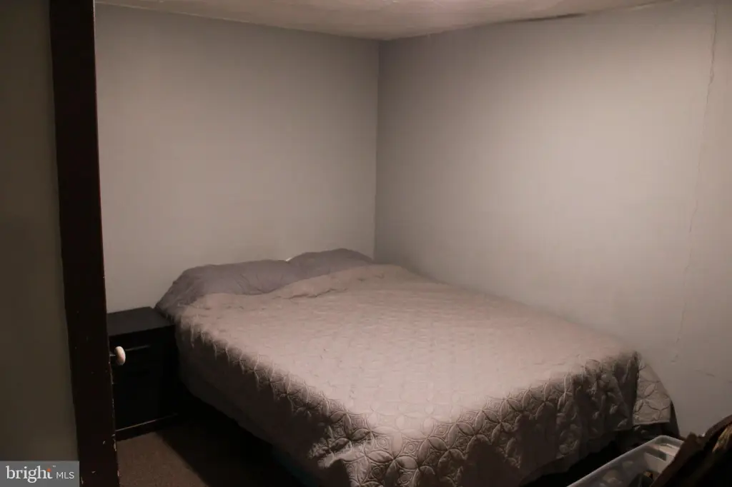 Picture 28