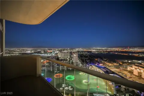 Las Vegas High-Rise Condo