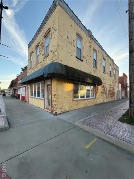 Mixed-Use Property with Income Potential