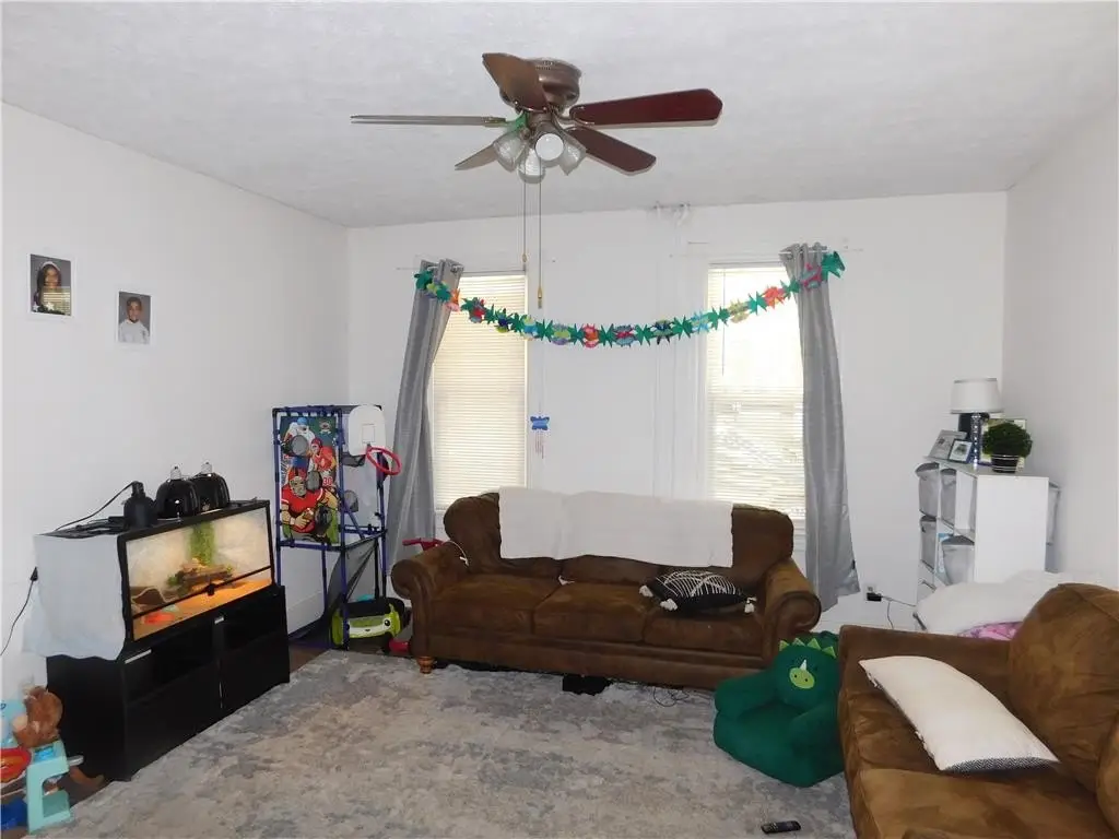 Picture 10