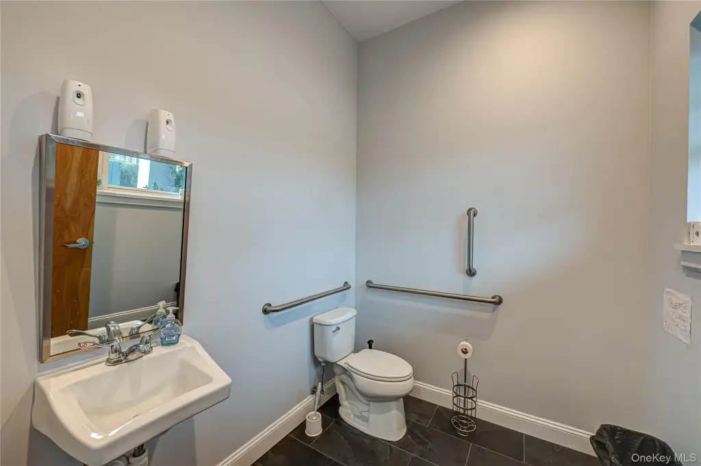 Picture 12