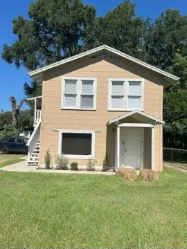 Lakeland Duplex Near South Florida