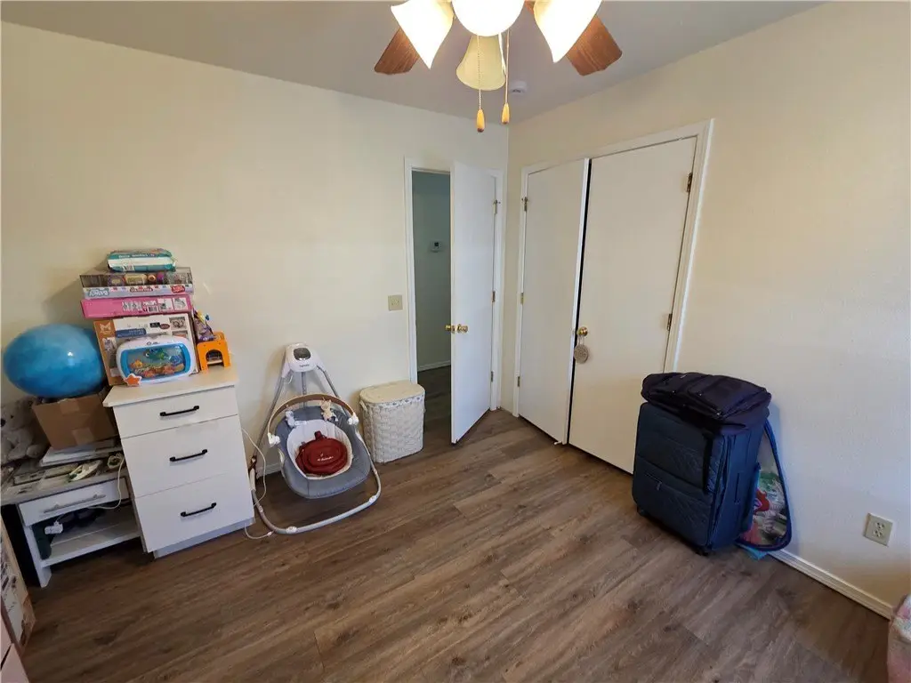 Picture 12