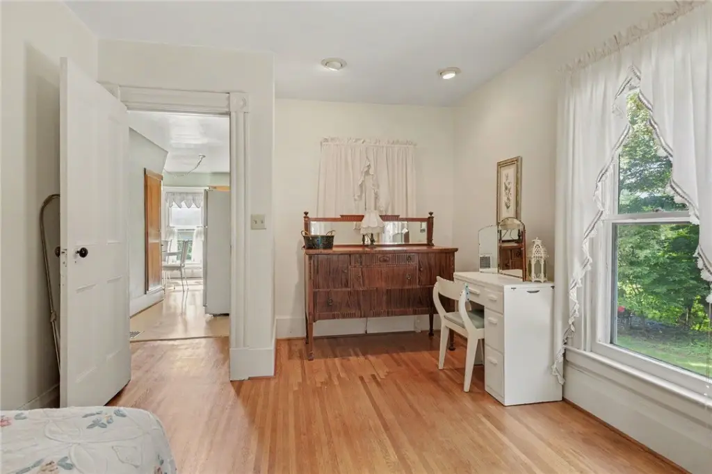 Picture 36