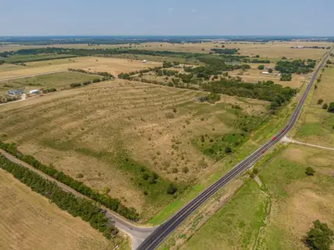 Expansive Land Near Lake Tawakoni