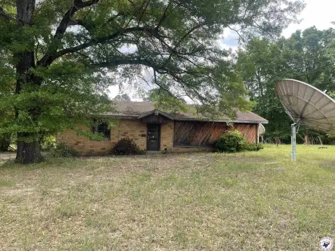 Office Building on Large Lot