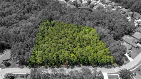 Residential Land in Jacksonville, FL