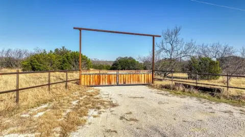 Weatherford Land with Pond