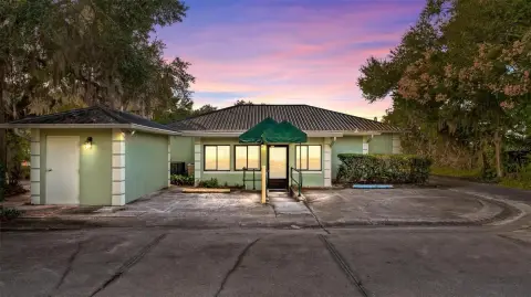 Eustis Office Building For Sale