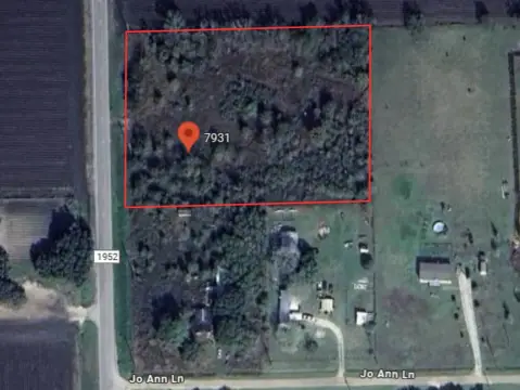 Residential Lot in Wallis, TX