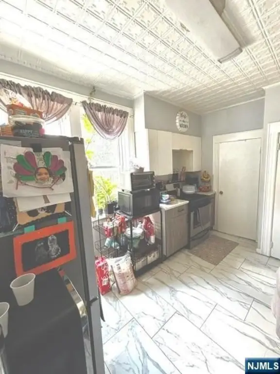 Picture 16