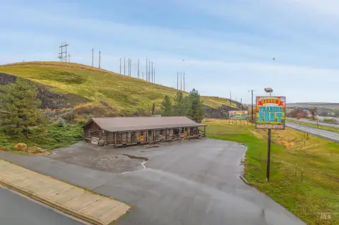 Highway-Front Storefront Property