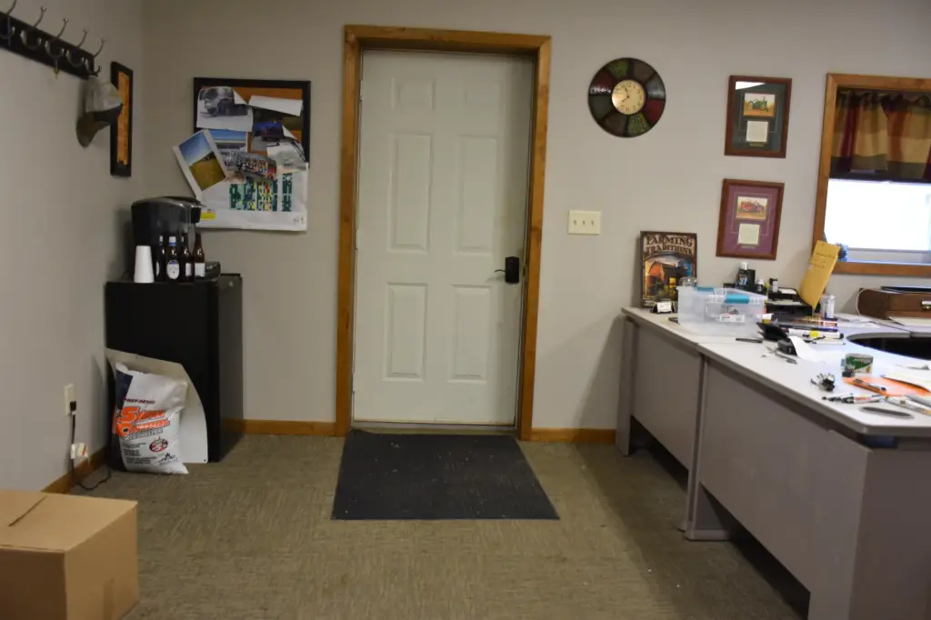 Picture 4