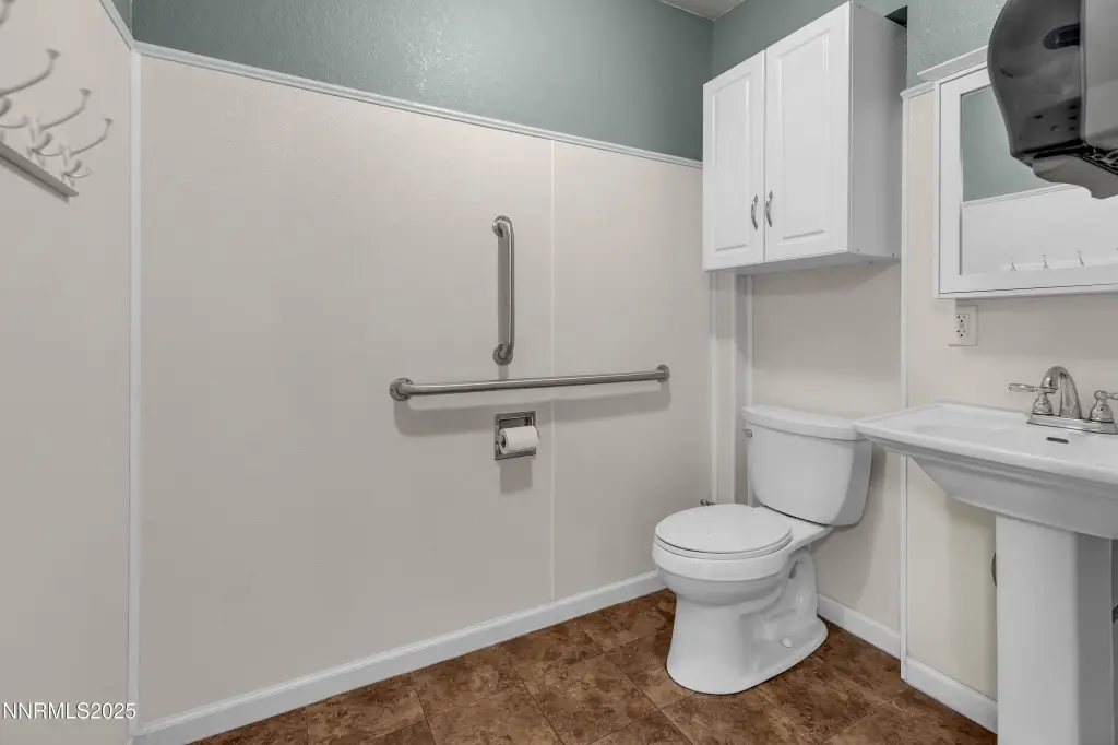 Picture 19