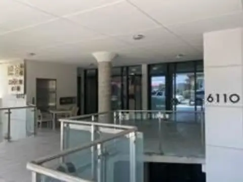 Retail Space in Fresh Meadows