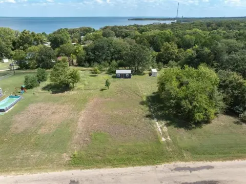 Lake Tawakoni Land with Tiny Home
